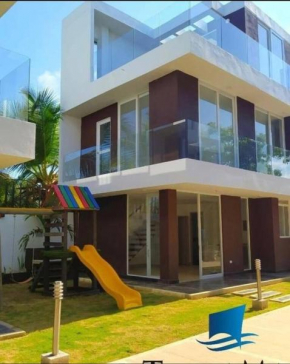 CASA FRENTE AL MAR